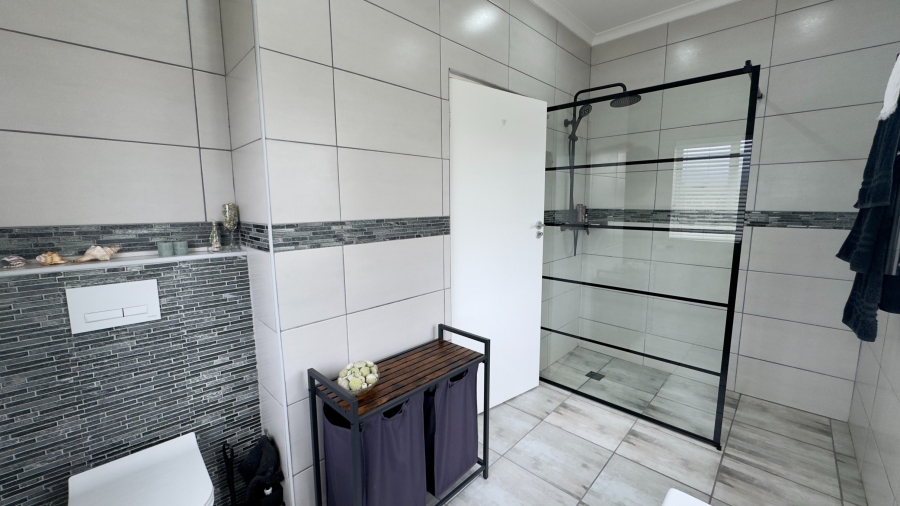 3 Bedroom Property for Sale in Strand South Western Cape